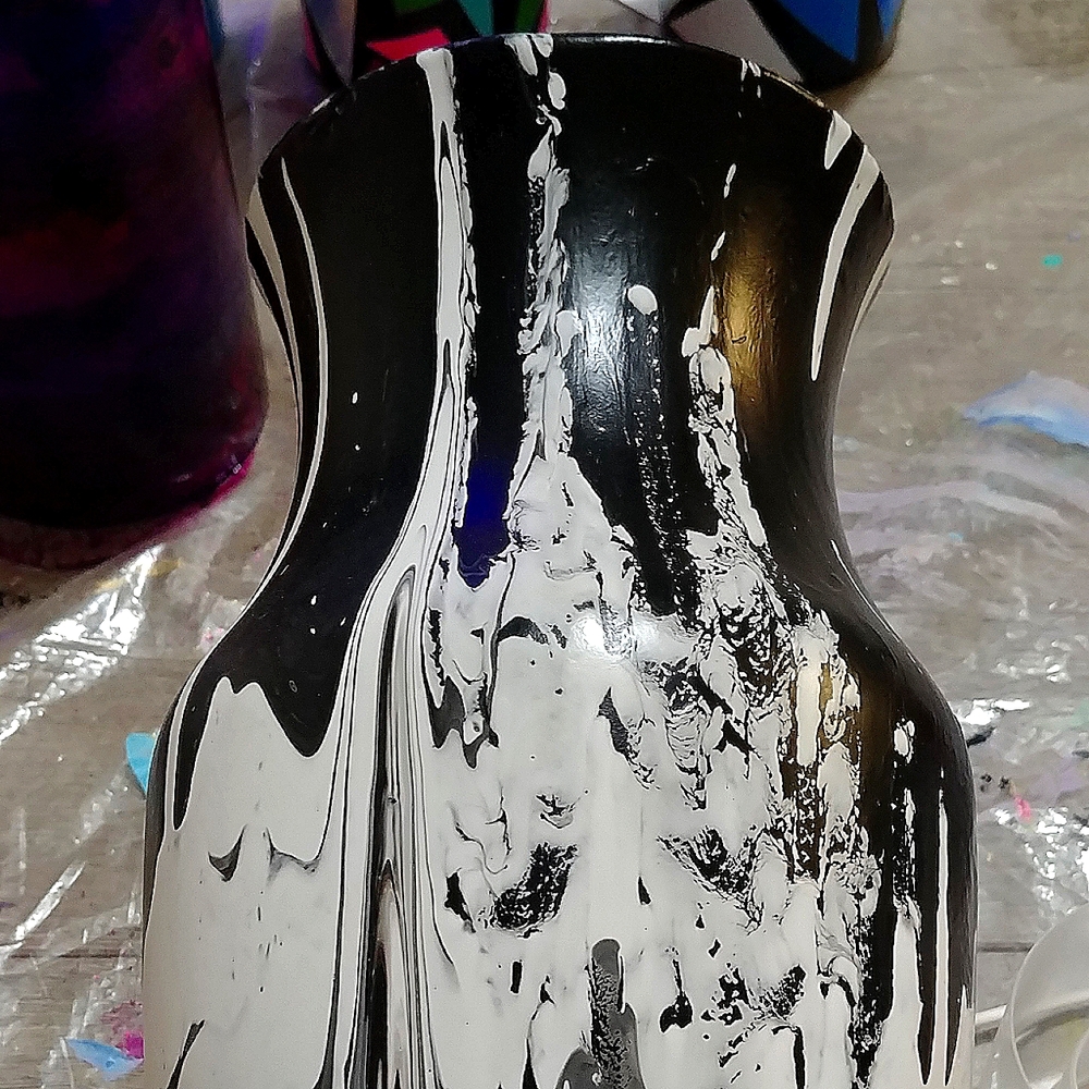 Beautiful Medium Size Vase!